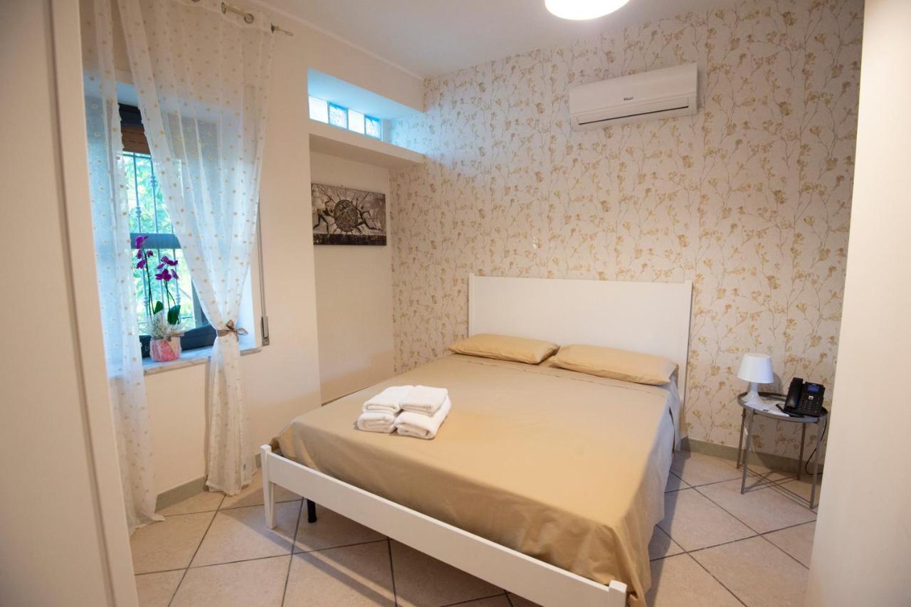 Donna Rosita Hotel San Felice a Cancello Eksteriør billede