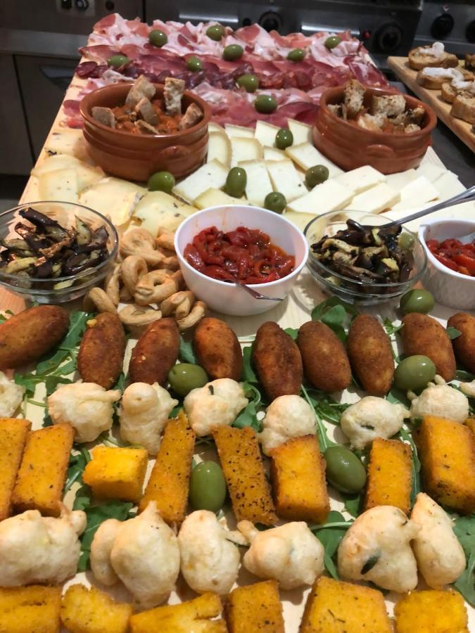 Donna Rosita Hotel San Felice a Cancello Eksteriør billede